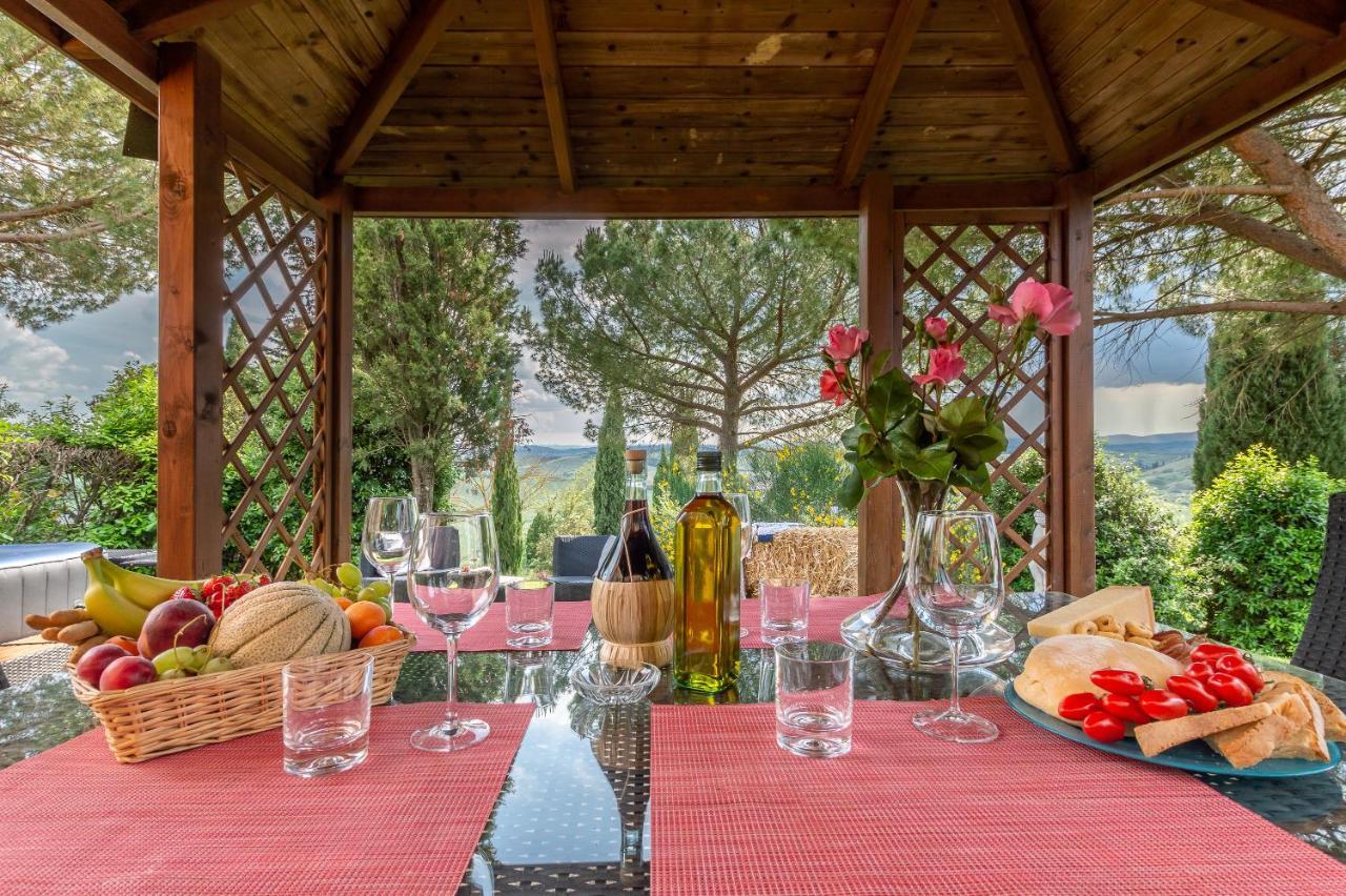 Tuscany Balcony: Crete Senesi Casetta Bagian luar foto