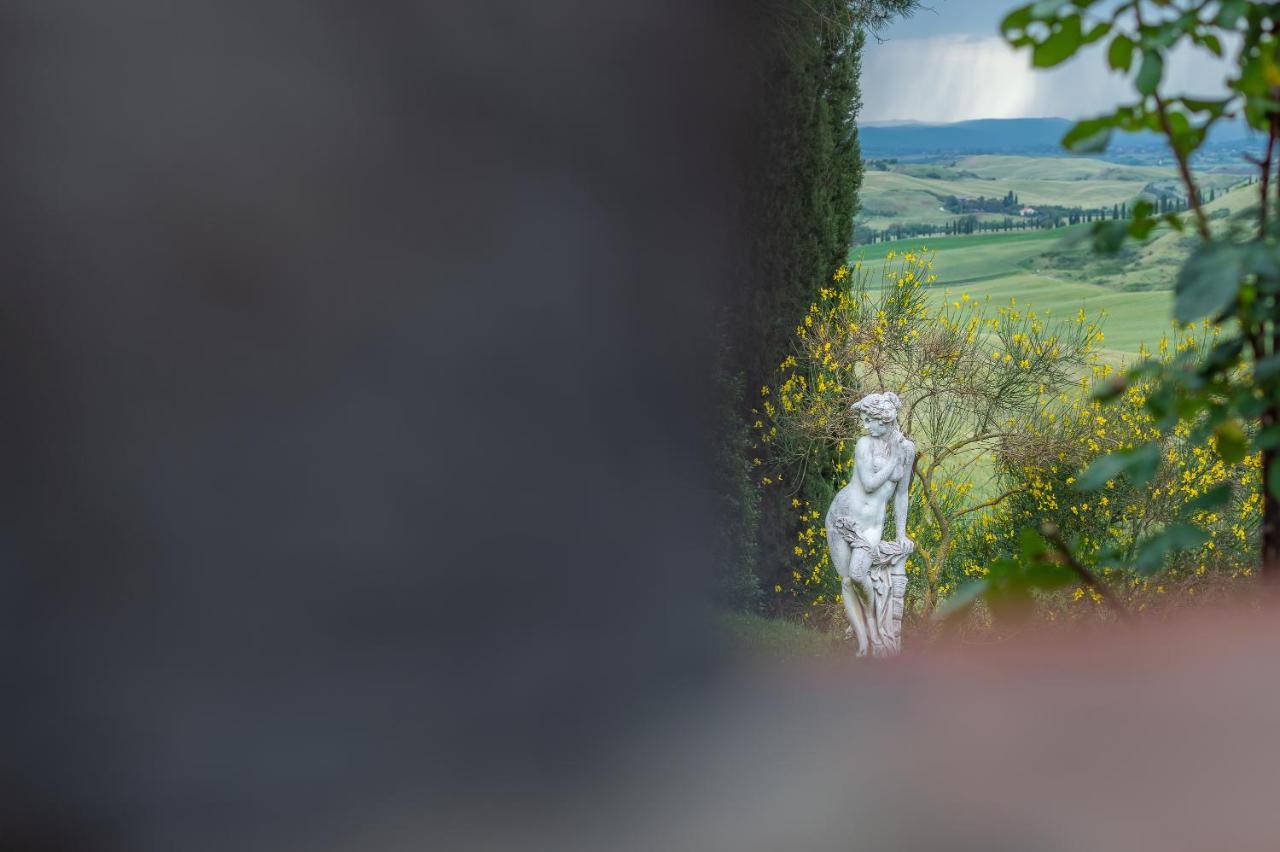Tuscany Balcony: Crete Senesi Casetta Bagian luar foto