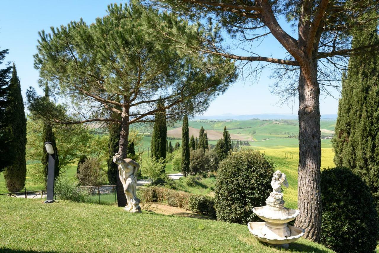 Tuscany Balcony: Crete Senesi Casetta Bagian luar foto